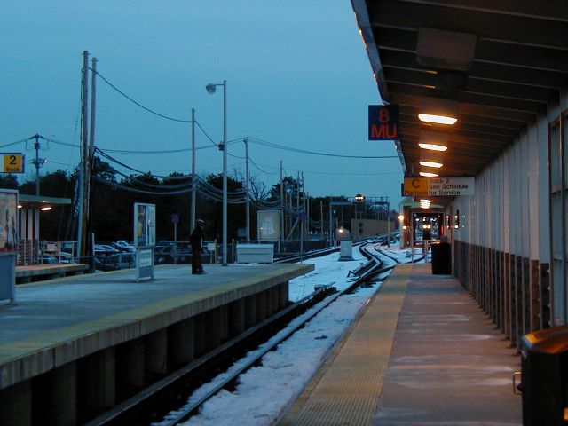 Ronkonkoma platform, Long Island. (Yeah, there was a plane ride involved, too, but who wants pictures of that?!)